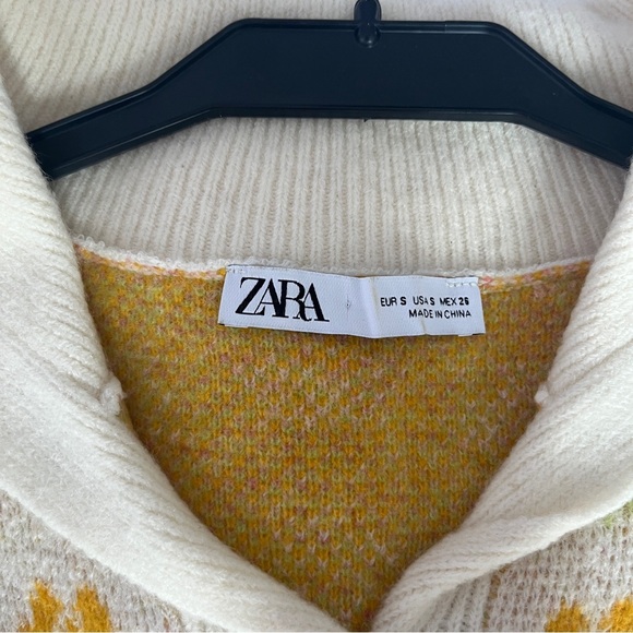 ZARA SWEATER FLORAL PATTERN - Picture 3 of 4